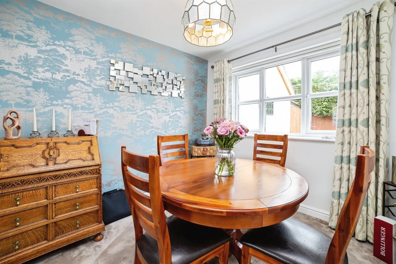 Ashton Close, Swanwick, DE55, photo 15