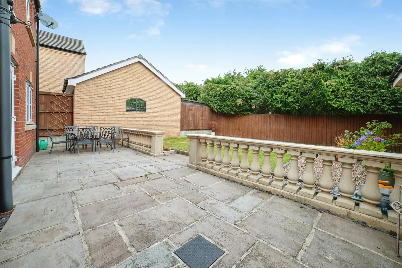 Ashton Close, Swanwick, DE55, photo 8