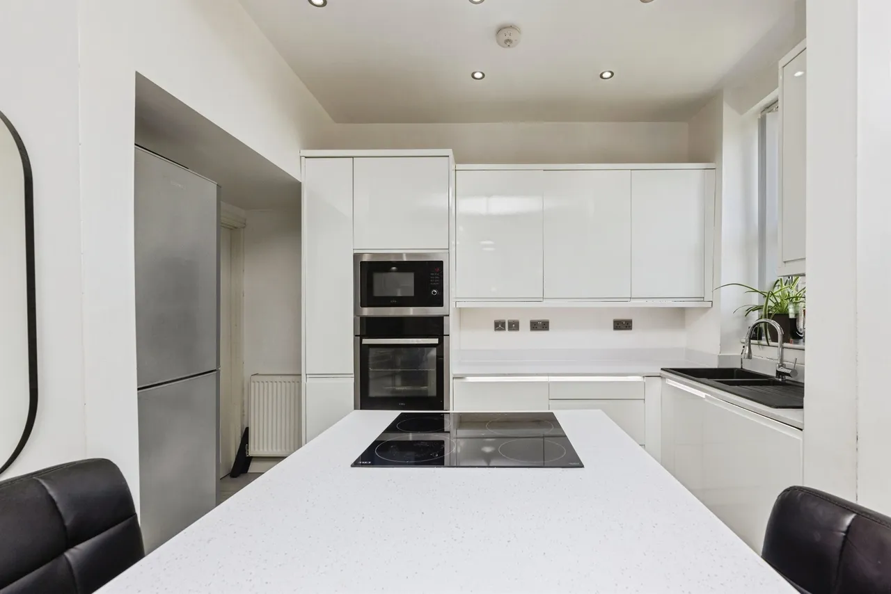 Britannia Road, Morley, Leeds, photo 6