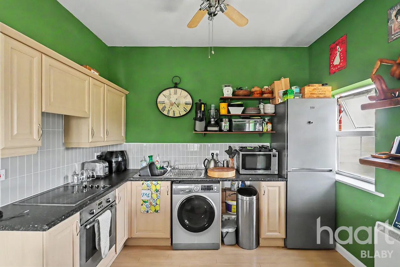 Loughland Close, Leicester, LE8, photo 8