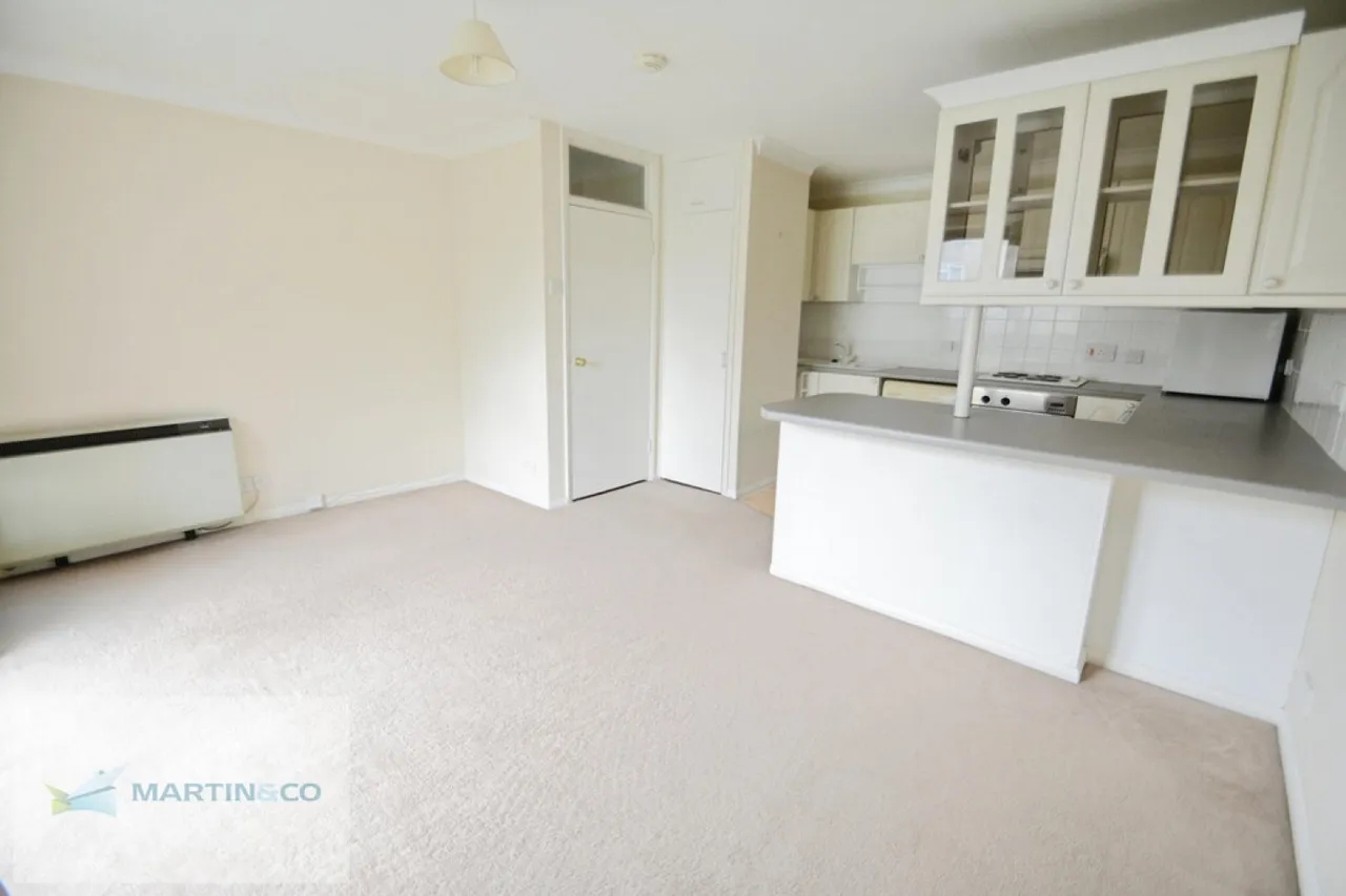 Addlestone, photo 4