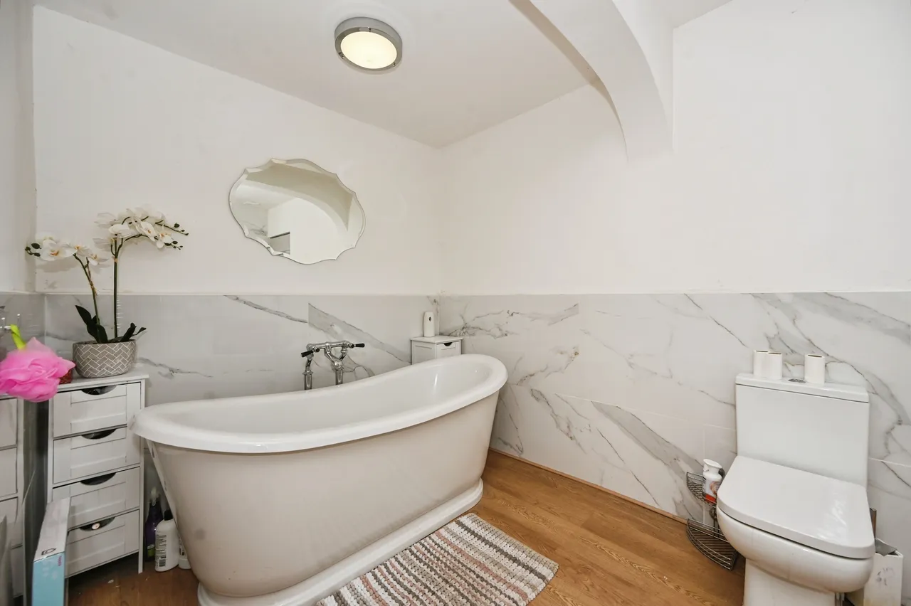 School Lane, Standish, WN6, photo 15