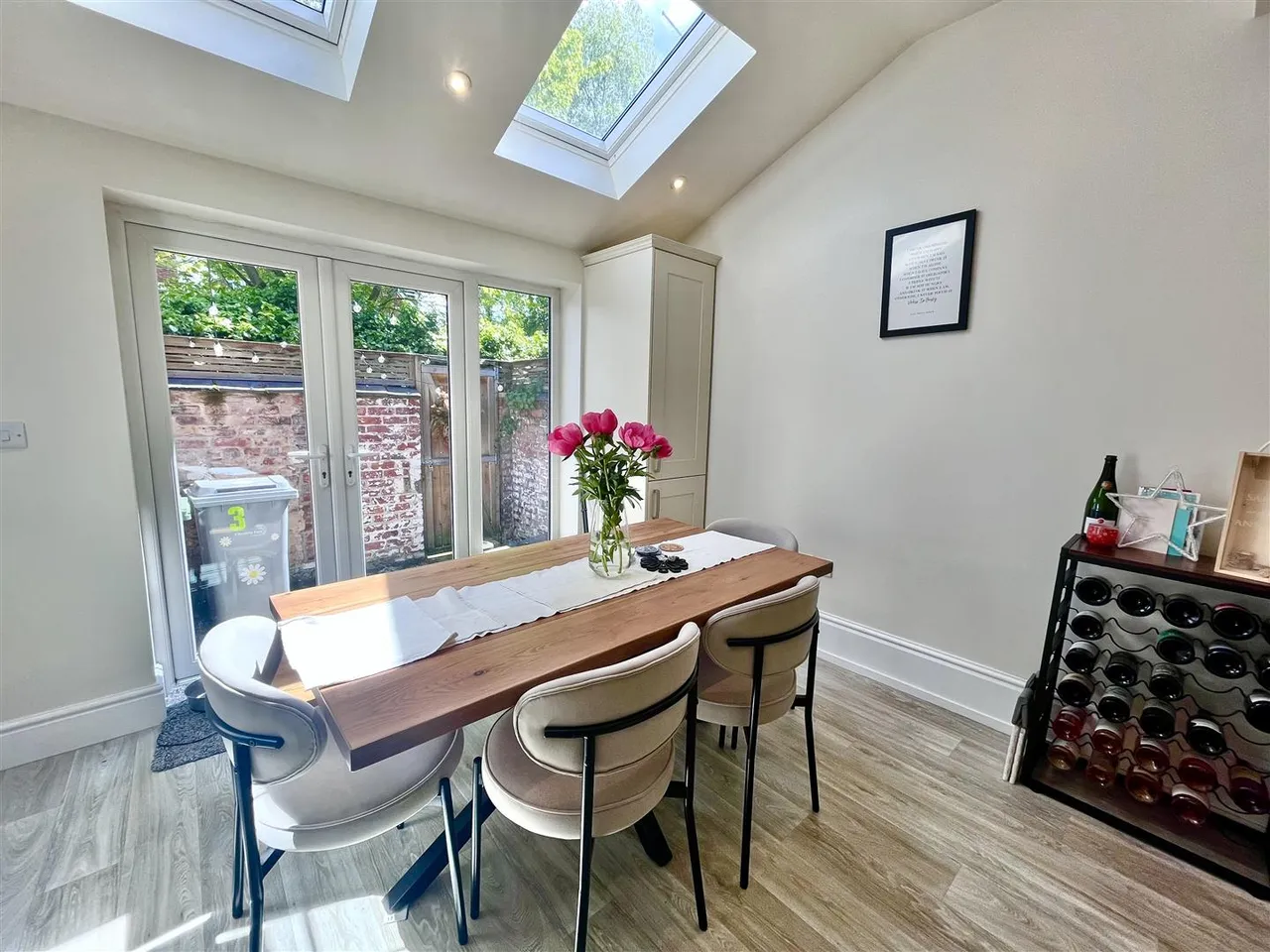 Queens Terrace, Handforth, SK9, photo 15