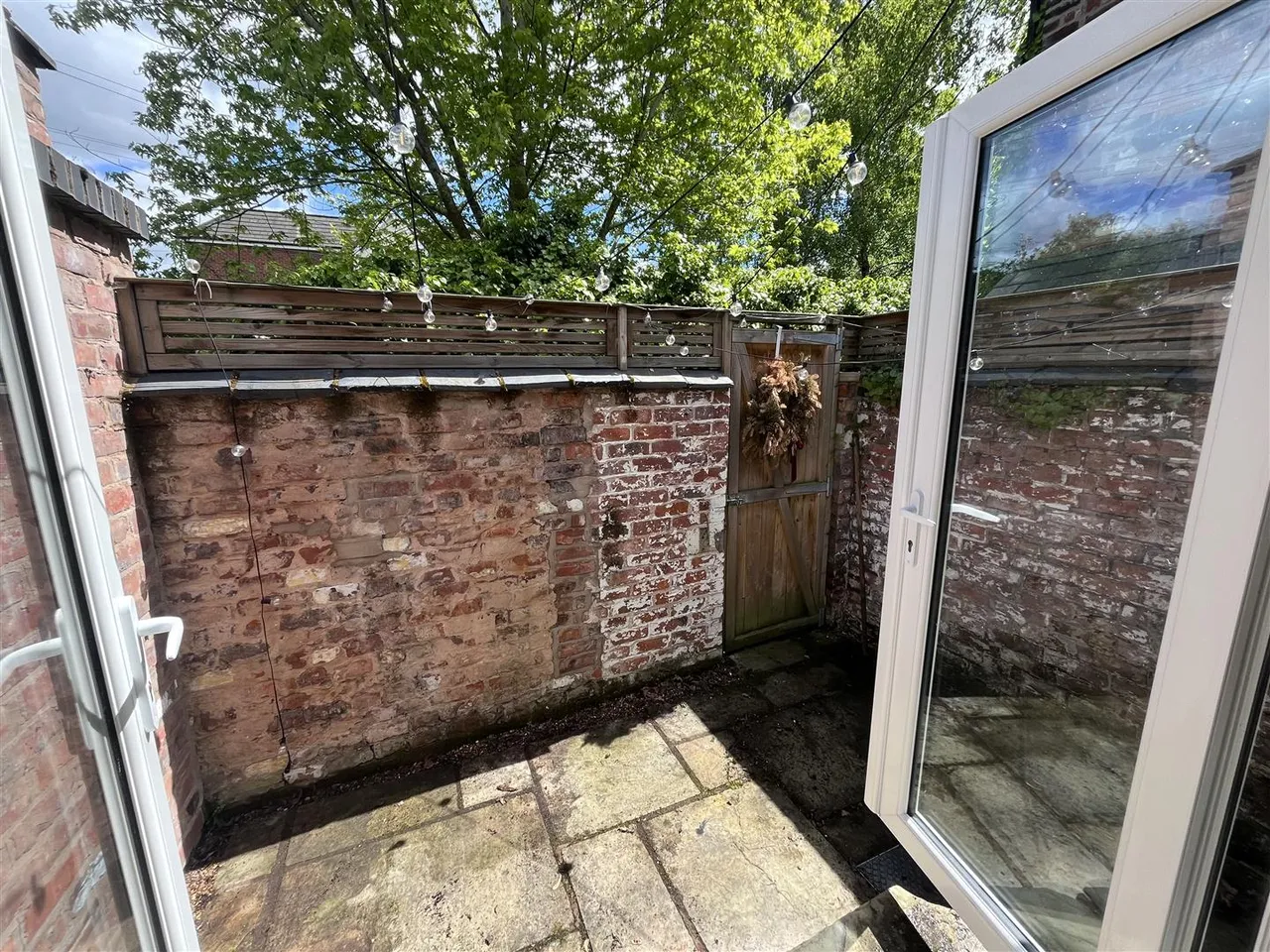 Queens Terrace, Handforth, SK9, photo 10