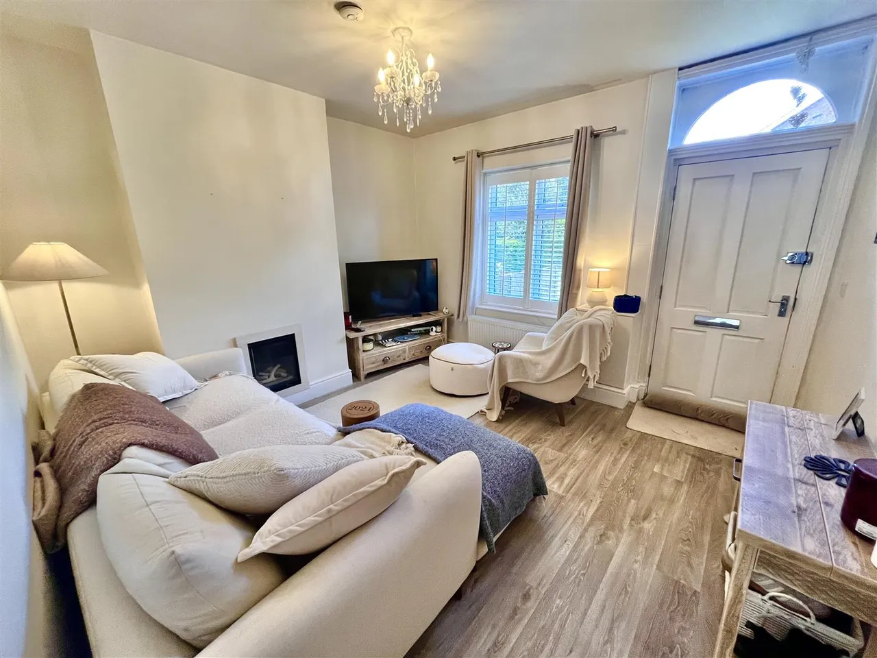Queens Terrace, Handforth, SK9, photo 5