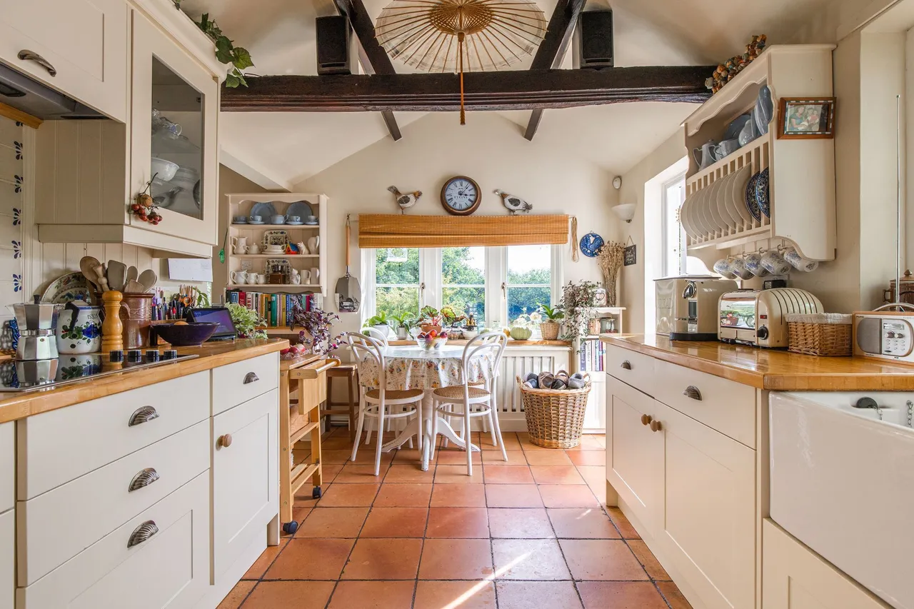 Detached Victorian Home in Dereham, photo 5