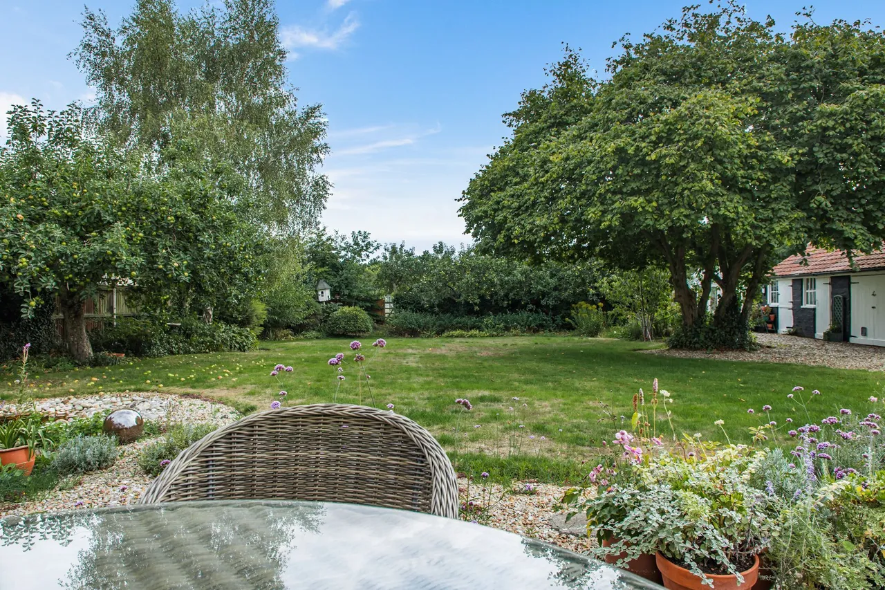 Detached Victorian Home in Dereham, photo 16