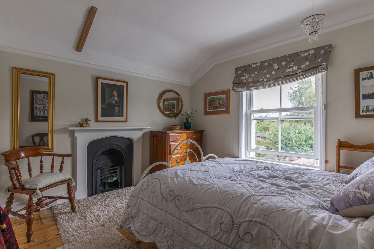 Detached Victorian Home in Dereham, photo 11