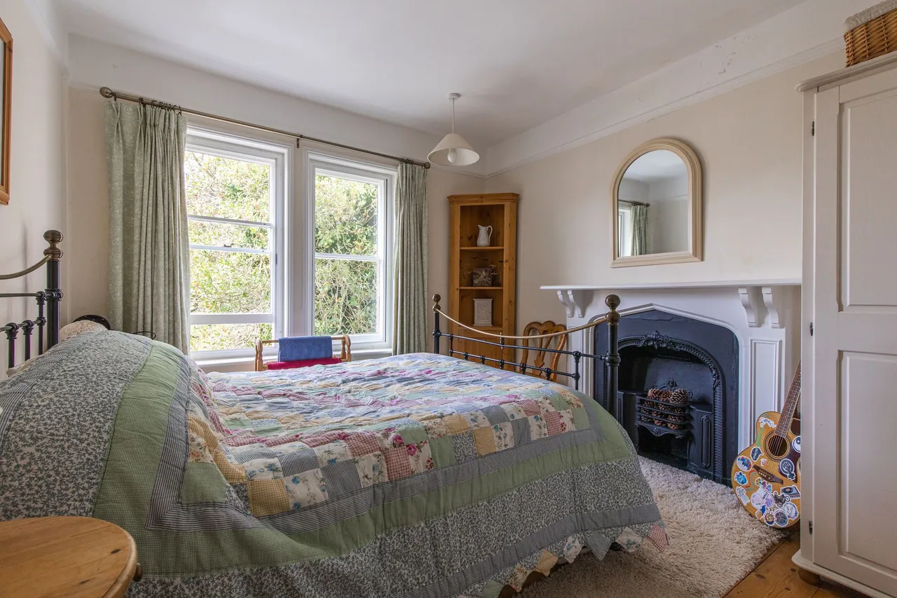 Detached Victorian Home in Dereham, photo 12
