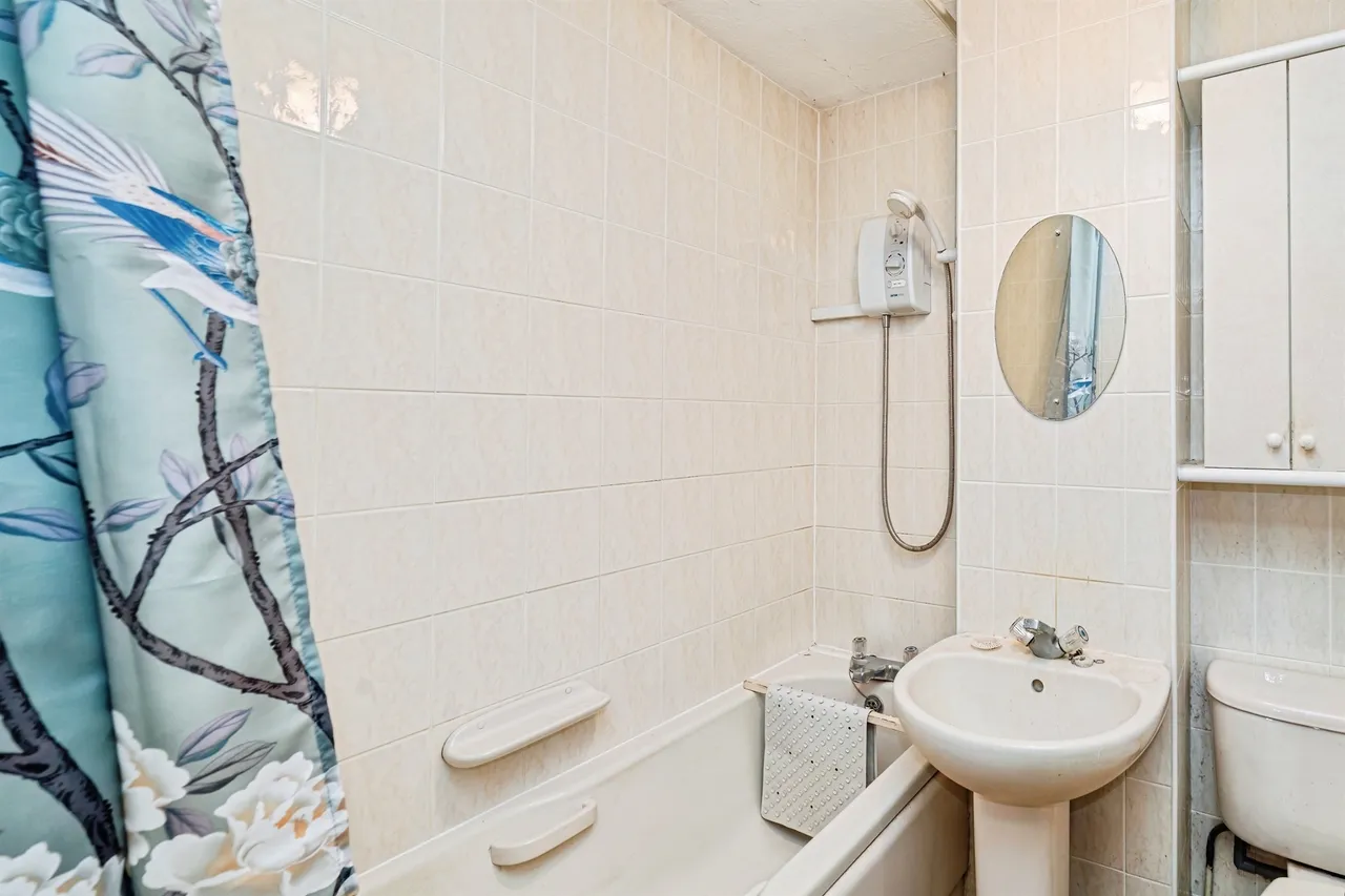 Arborfield Close, Slough, photo 7