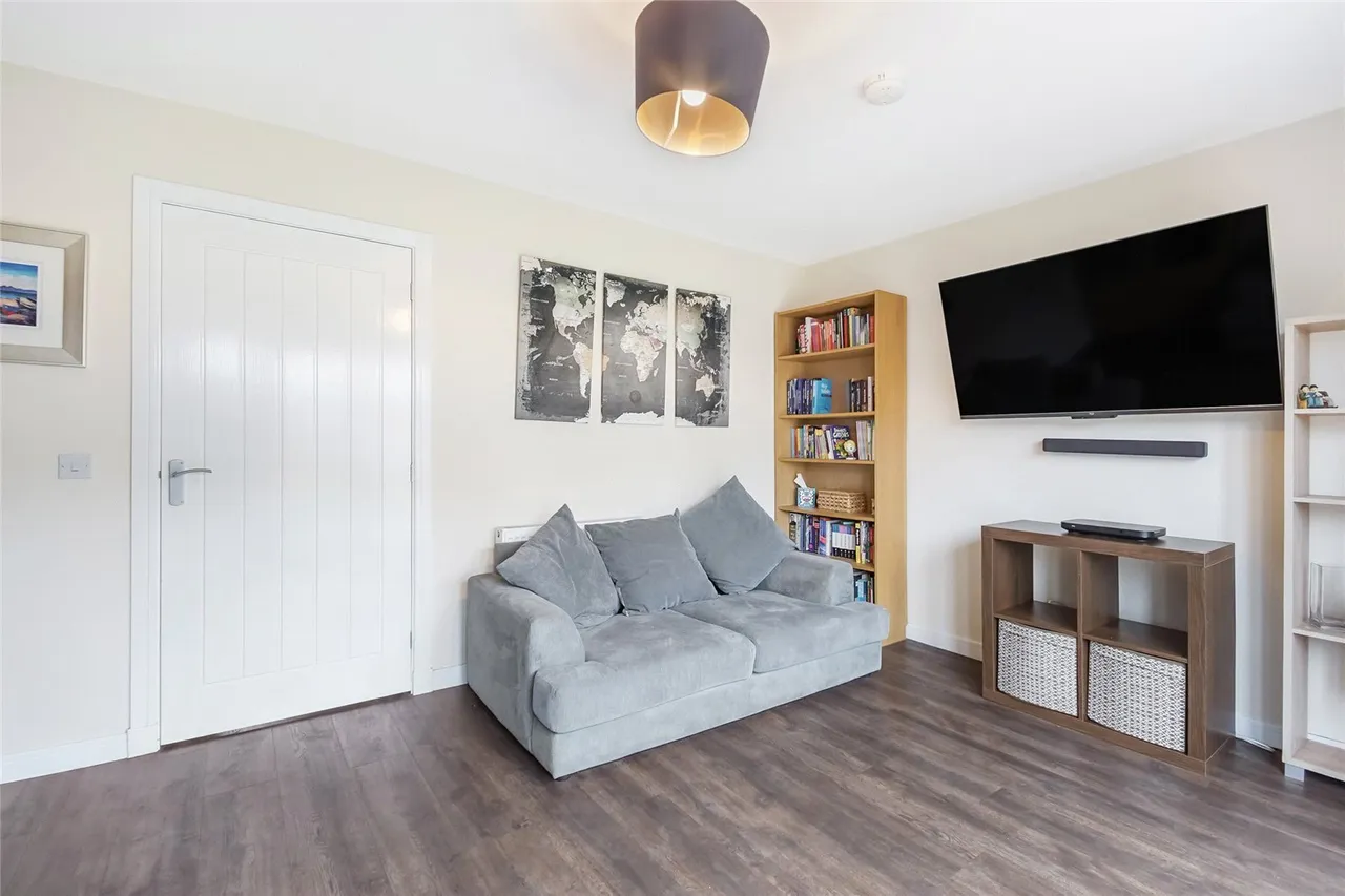 Quarry Walk, Thornliebank, Glasgow, Glasgow City, G46, photo 4