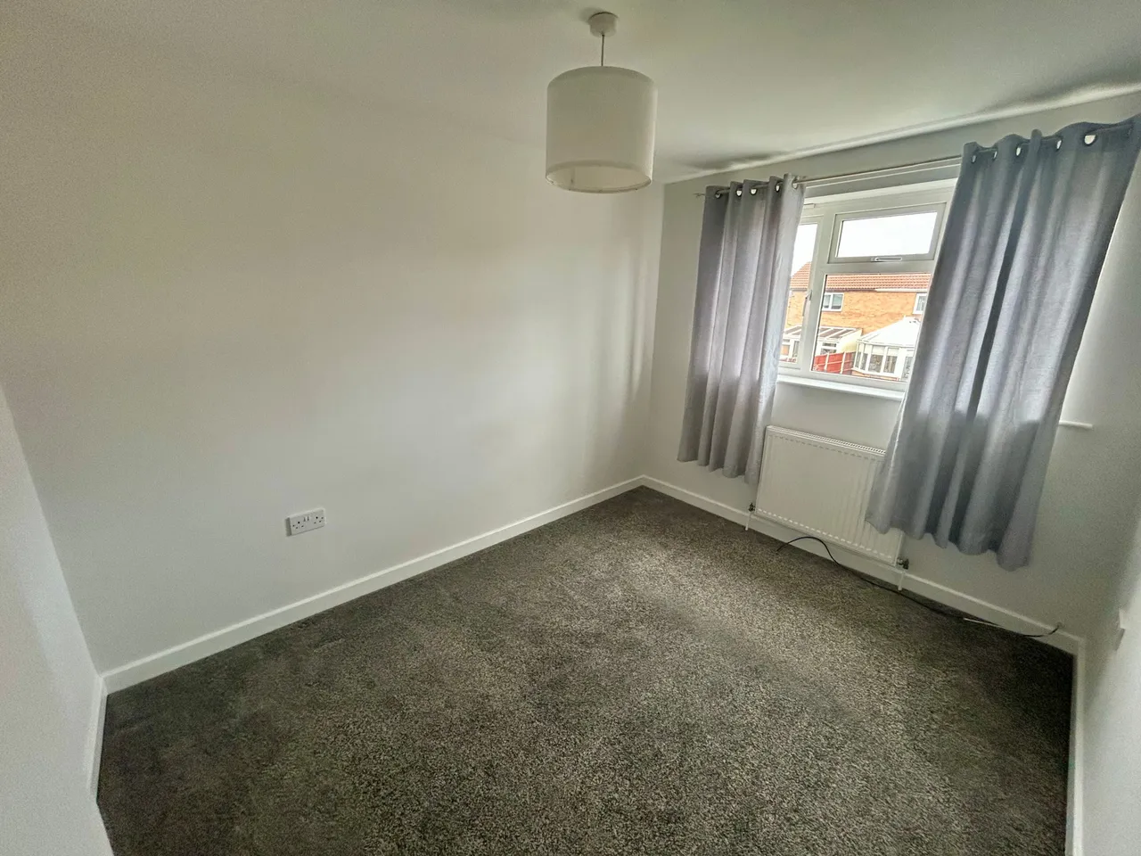 Glaisdale Court, Laughton Common, S25, photo 6