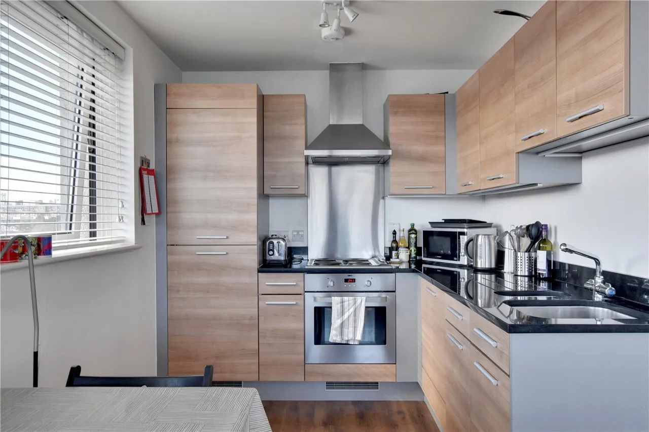 25 Tarves Way, Greenwich, London, SE10, photo 6