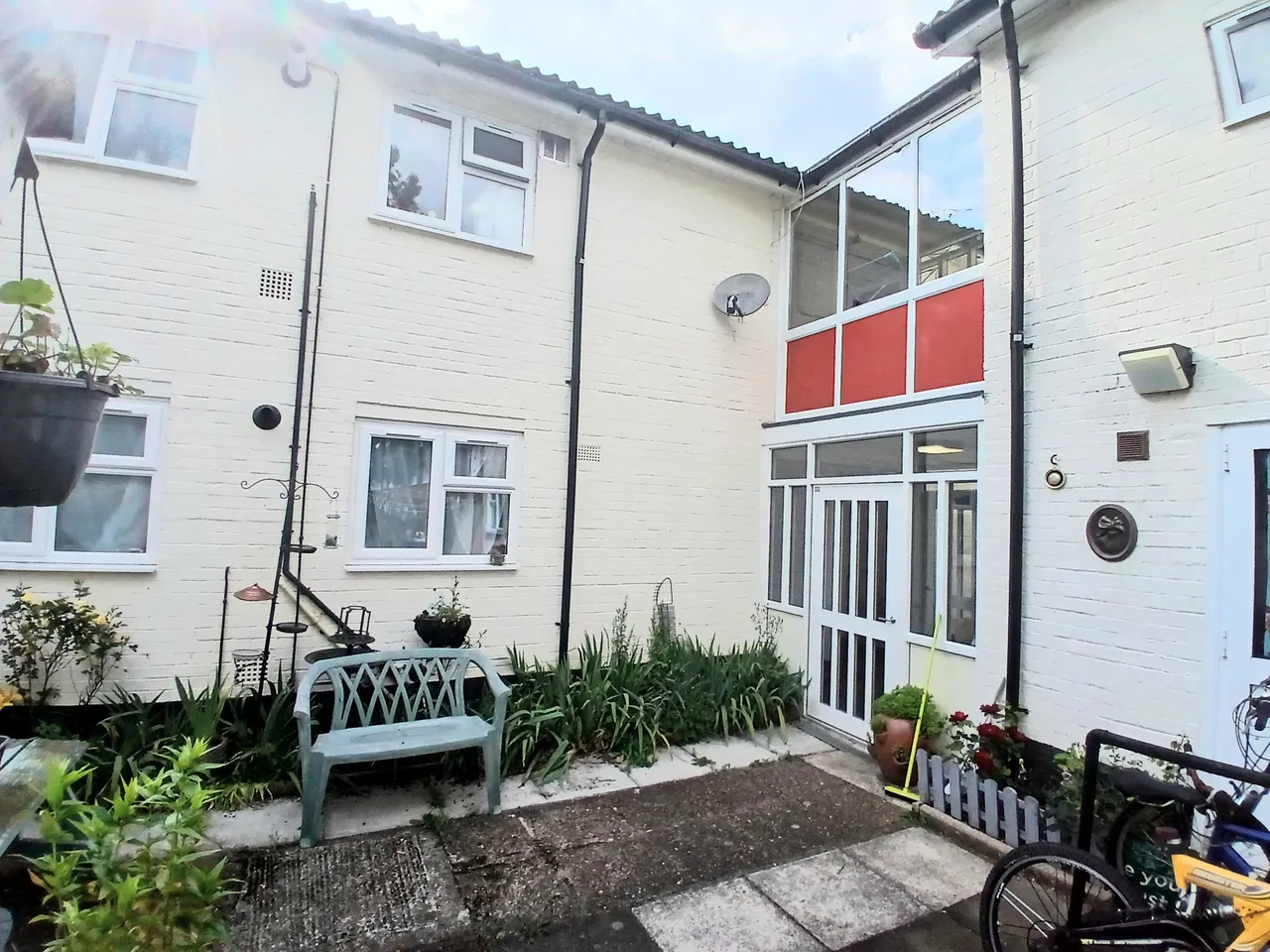 1 bed flat to rent — Foxfield, STEVENAGE