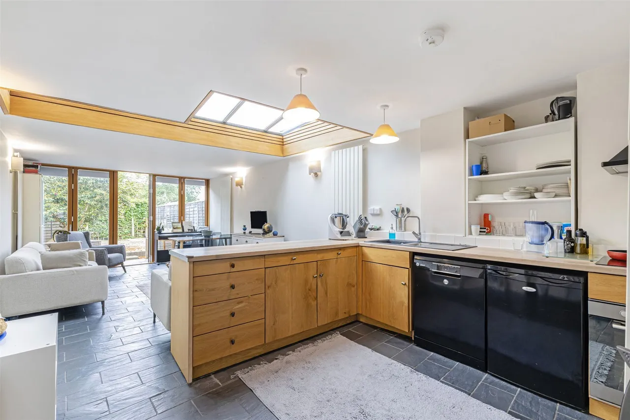 Brook Road, Twickenham, TW1, photo 2