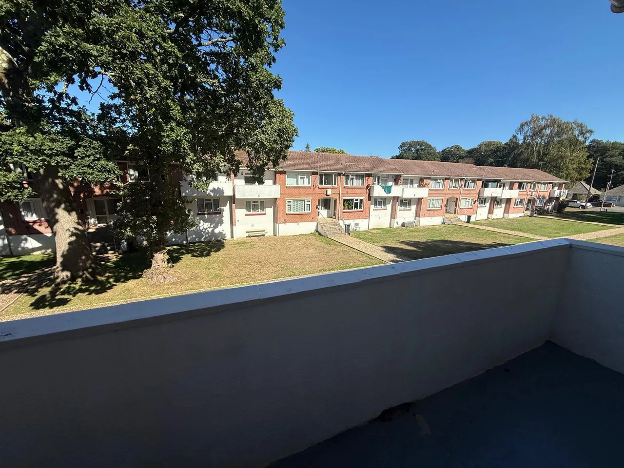 Plantation Court, Canford Heath, BH17, photo 12