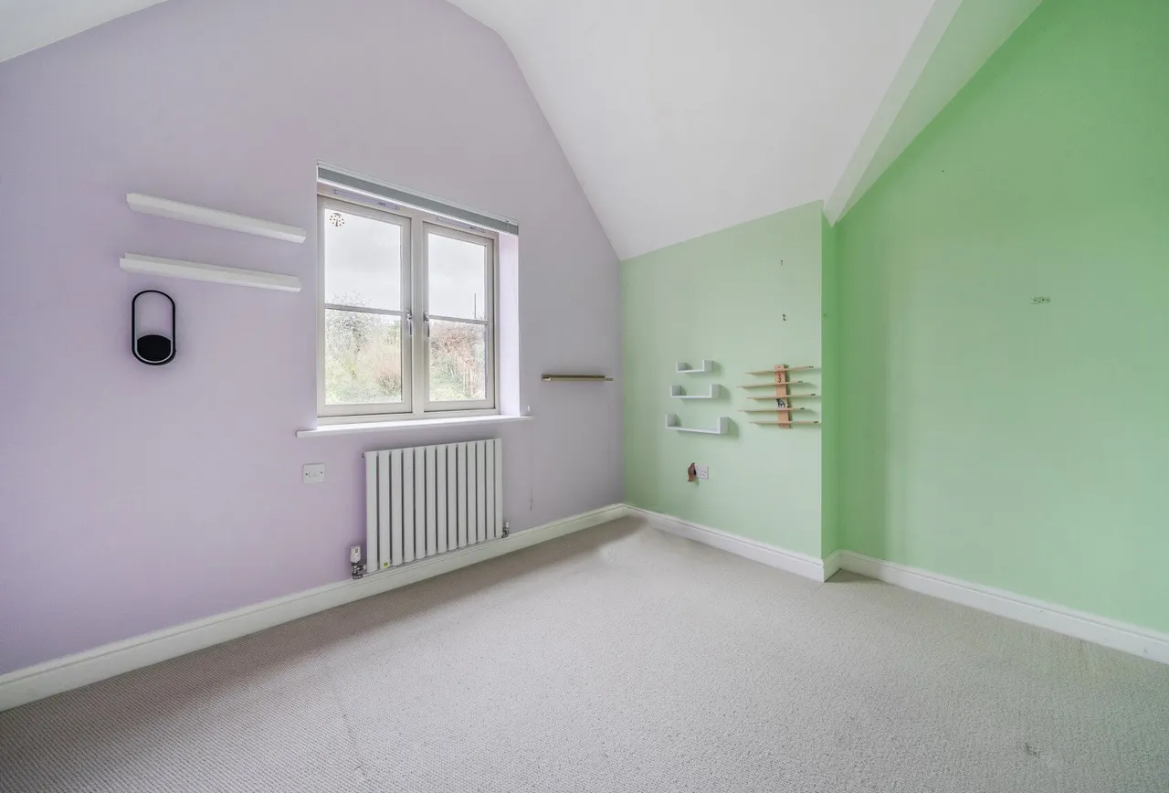 High Street, Gloucestershire, Avening, GL8 8LU, photo 15