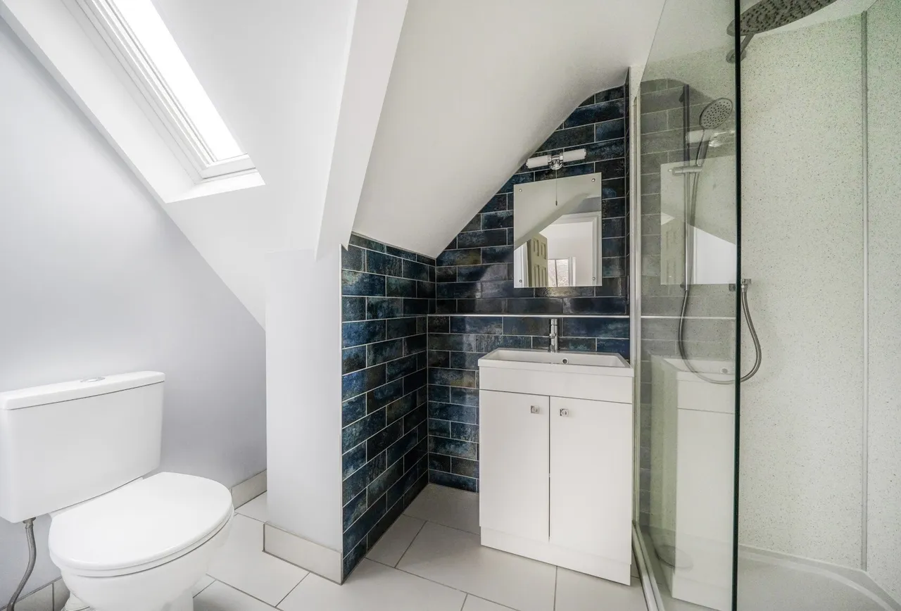 High Street, Gloucestershire, Avening, GL8 8LU, photo 13