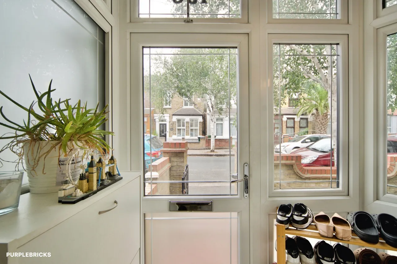Sherrard Road, London, E7, photo 11