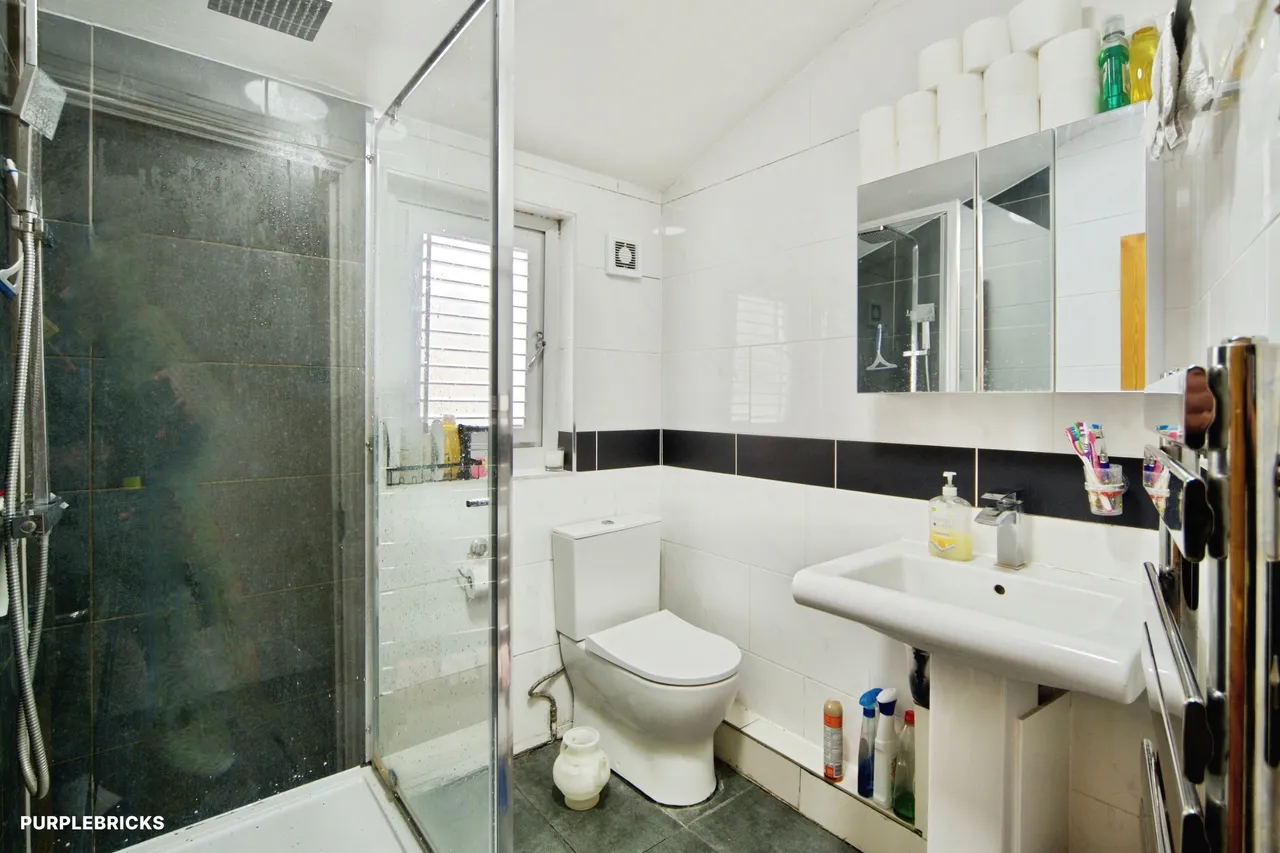 Sherrard Road, London, E7, photo 19