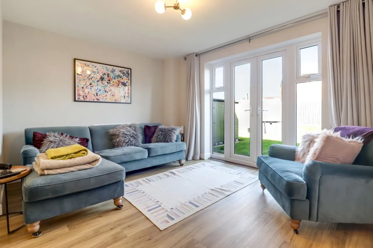Blenheim Close, Southam, CV47, photo 2