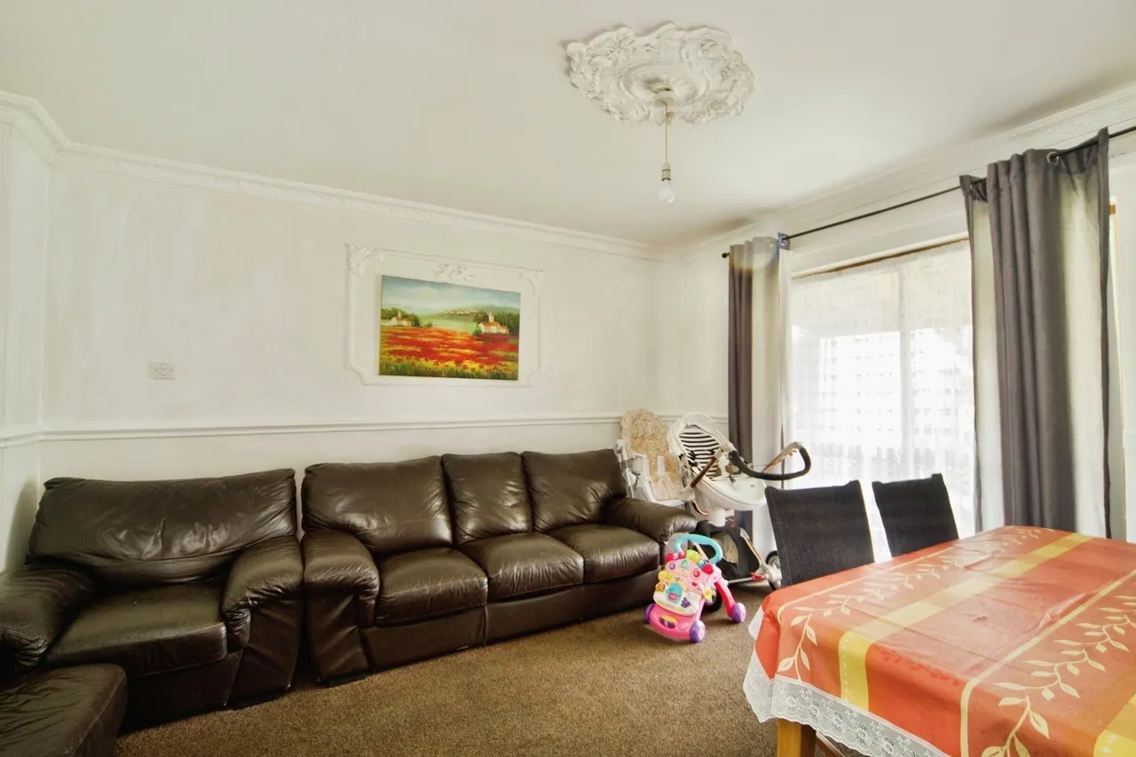 Sheppey Road, Dagenham, Essex, RM9, photo 14