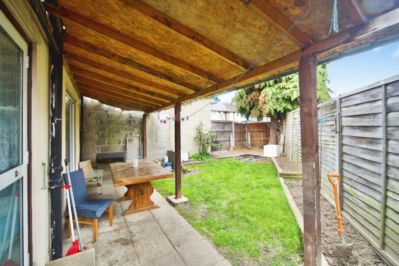 Sheppey Road, Dagenham, Essex, RM9, photo 13