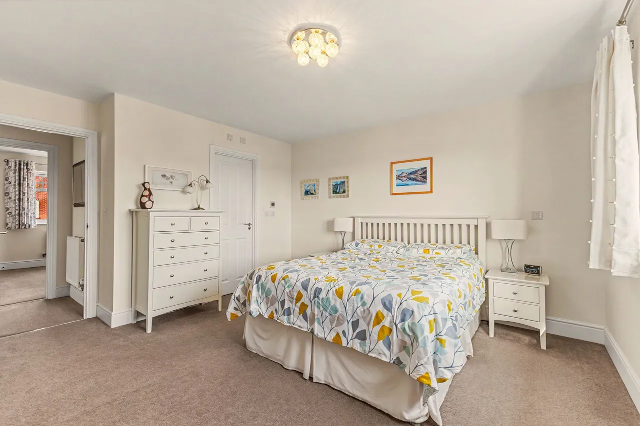 Llewellyn Close, Fladbury, WR10, photo 26