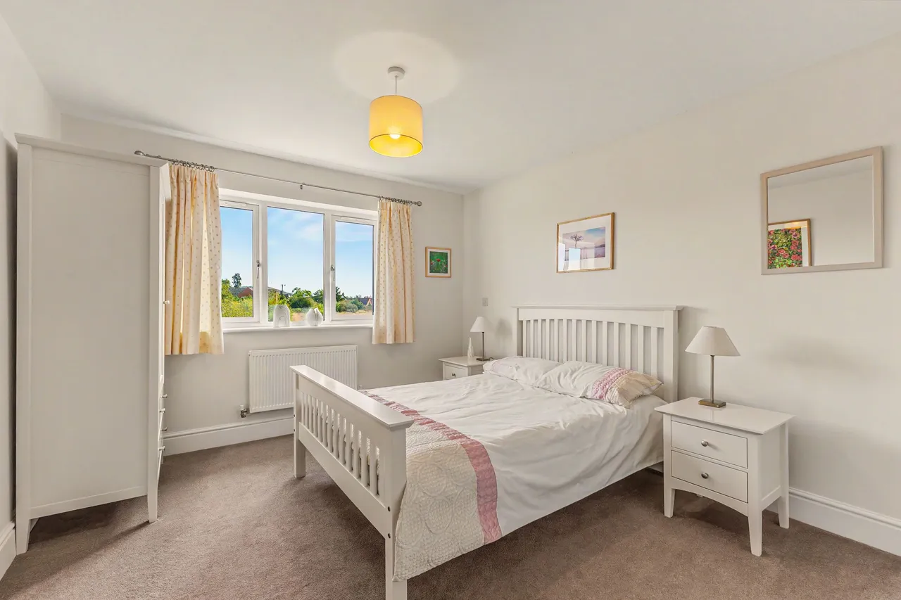 Llewellyn Close, Fladbury, WR10, photo 32