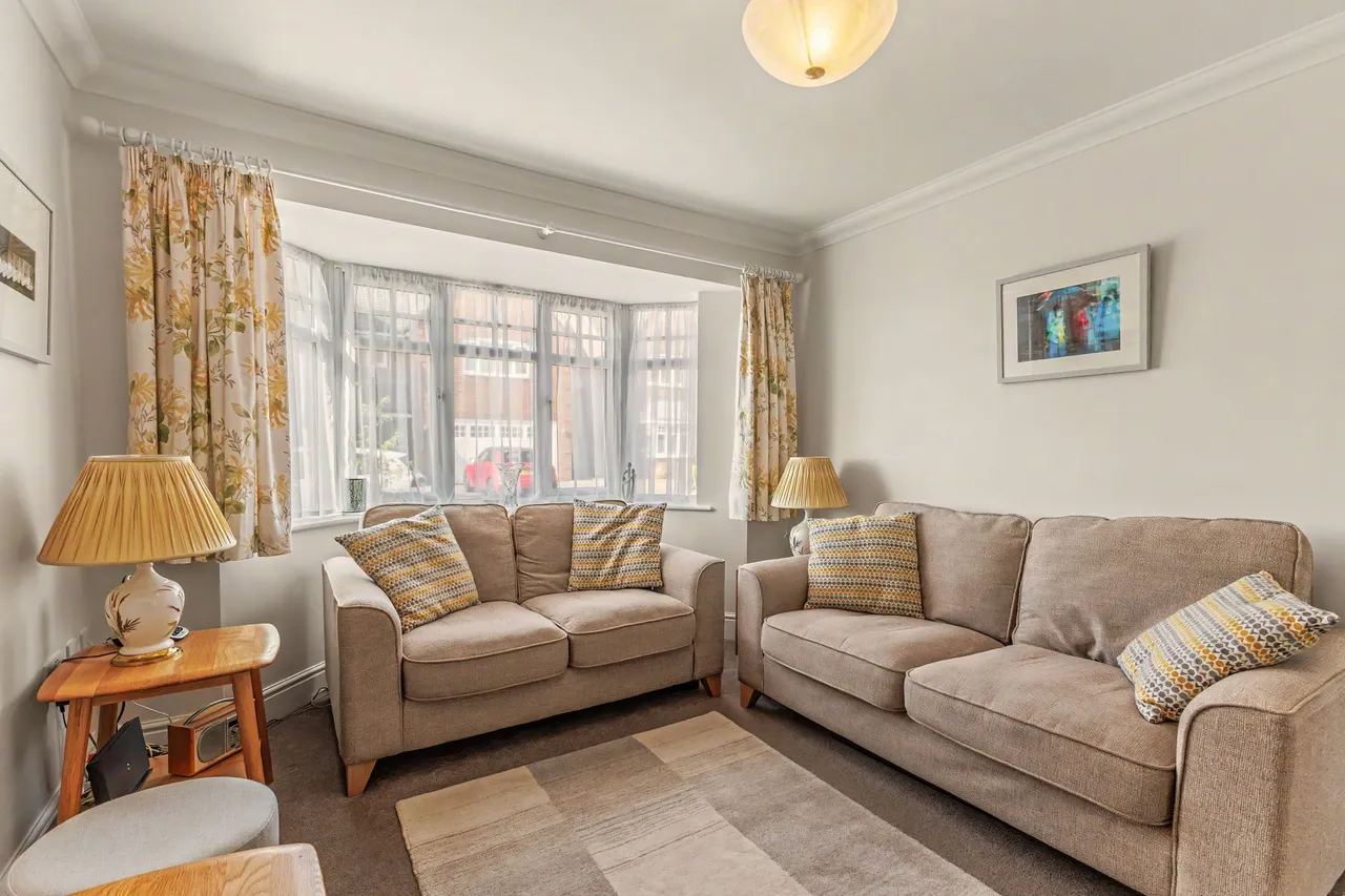 Llewellyn Close, Fladbury, WR10, photo 24