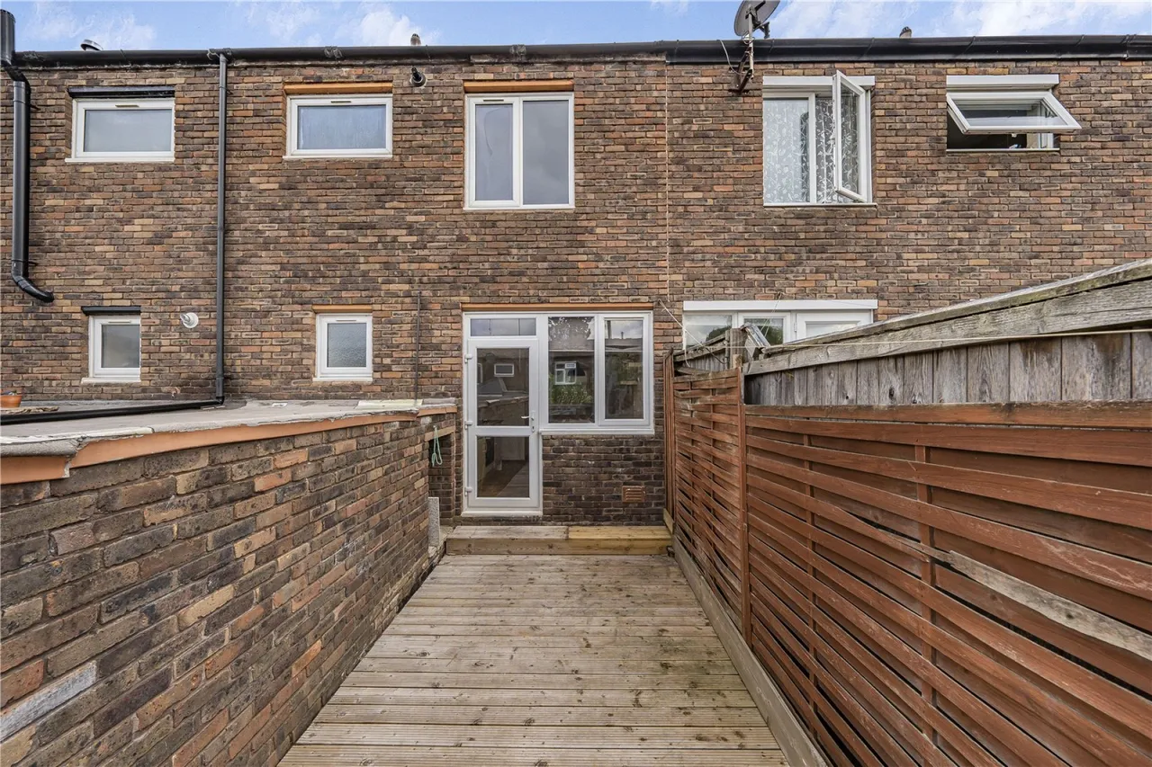 Arabella Drive, Barnes, photo 13