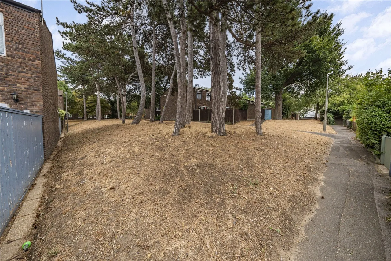 Arabella Drive, Barnes, photo 14