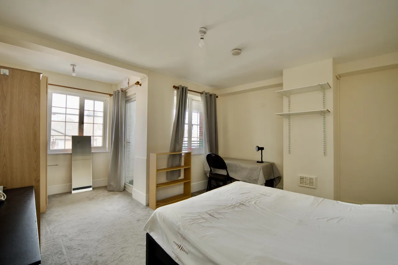 Cheyne Close, London, NW4, photo 8