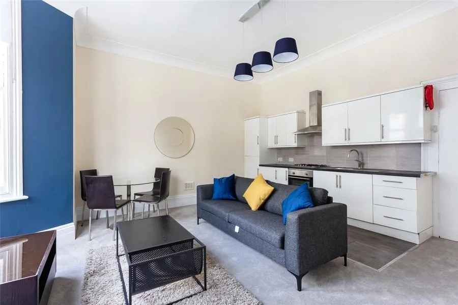 Seagrave Road, London, SW6, photo 2