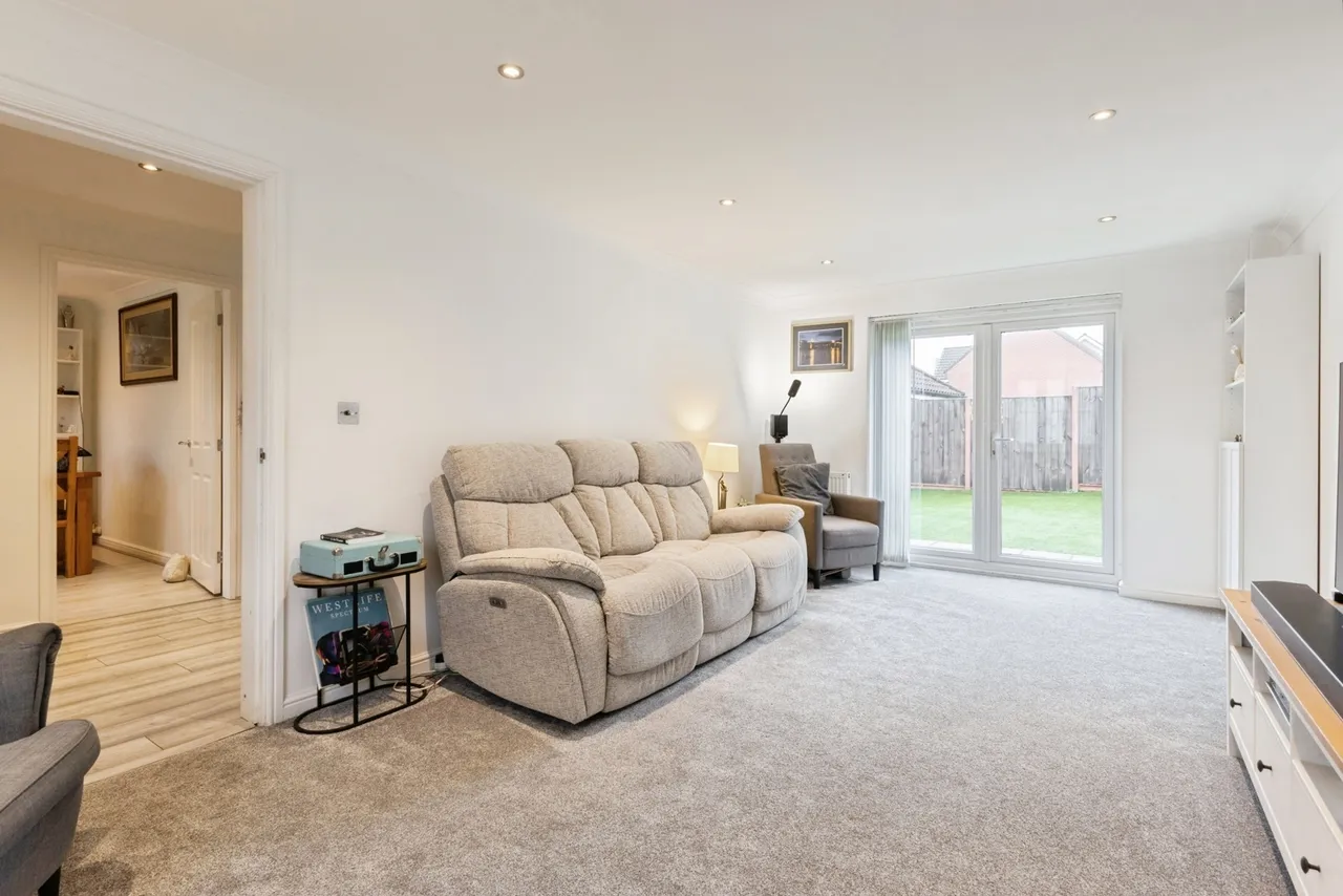 Stirling Road, Carbrooke, Thetford, Norfolk, IP25, photo 9