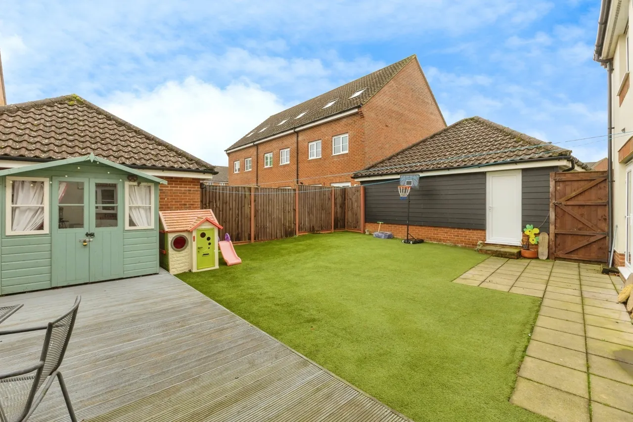 Stirling Road, Carbrooke, Thetford, Norfolk, IP25, photo 24