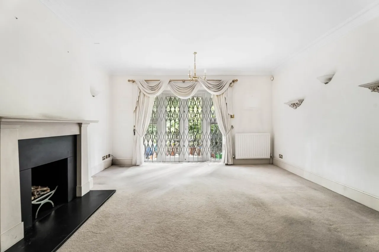 Uxbridge Road, Stanmore, HA7, photo 8