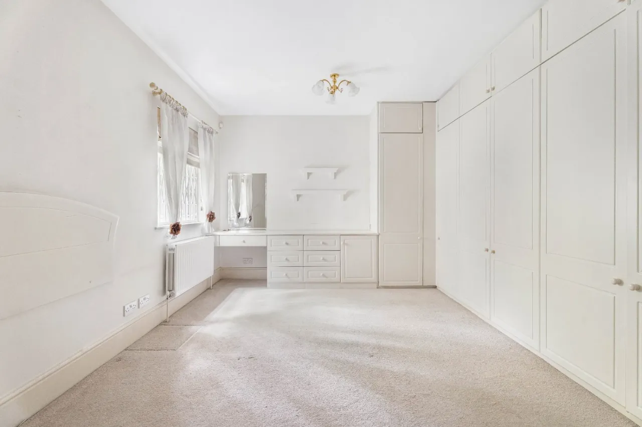Uxbridge Road, Stanmore, HA7, photo 9