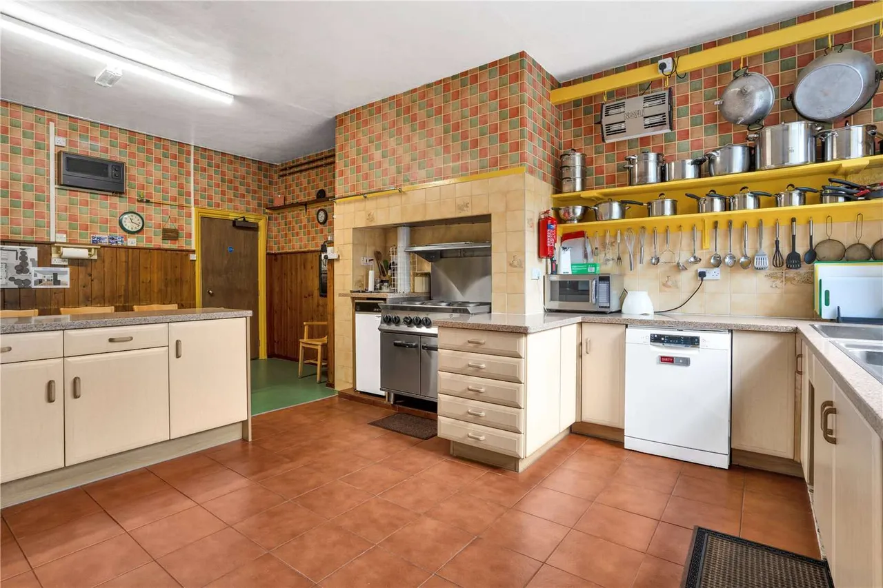Church Road, Weybread, Diss, Suffolk, IP21 5TR, photo 12