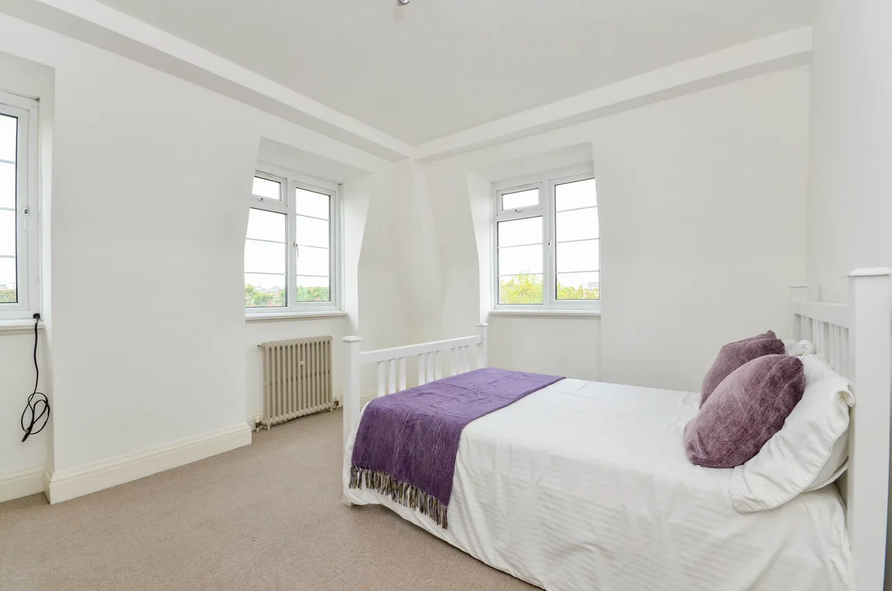 26 Marlborough Court, Pembroke Road, London, photo 10
