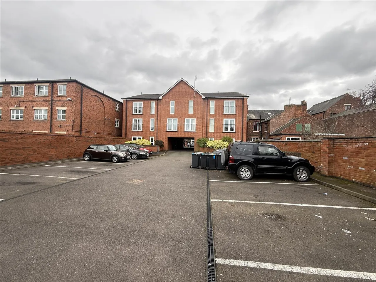 Barons Court, Burton-On-Trent, DE14, photo 9