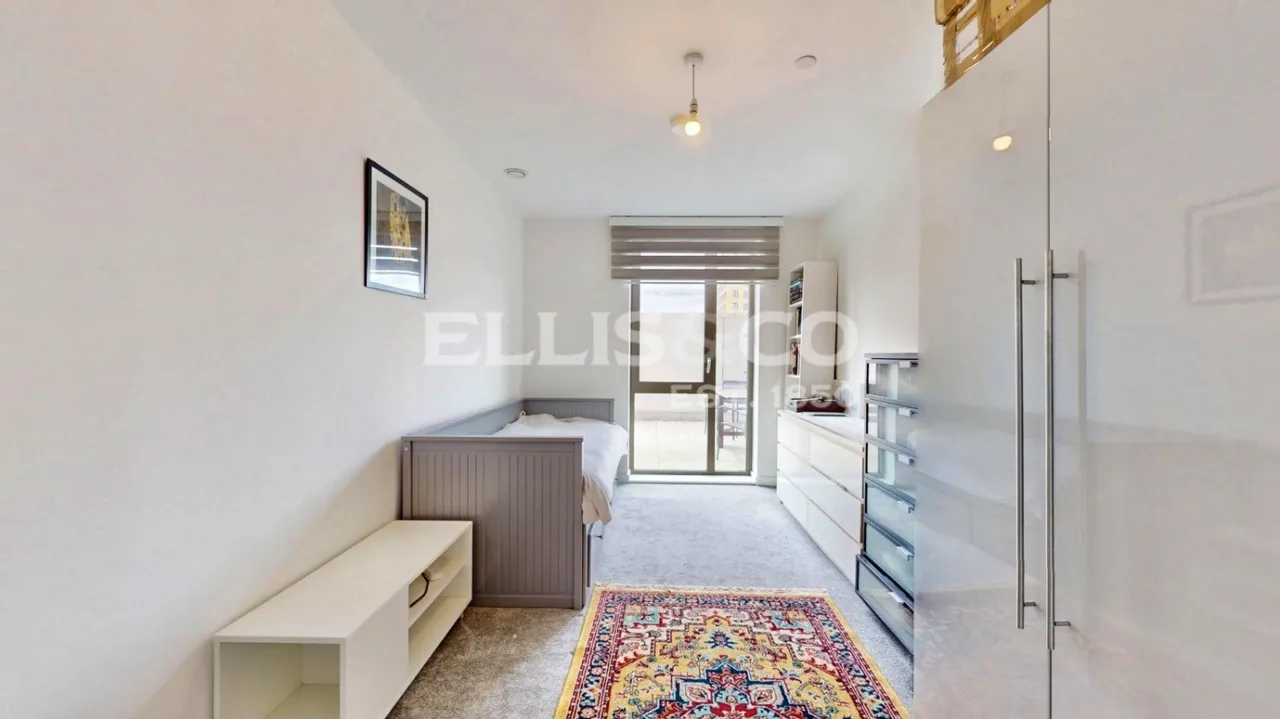Bakery Walk, Greenford, UB6, photo 12