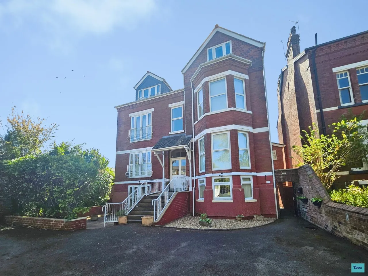 3 bed flat for sale, Priory Gardens, Southport, PR8