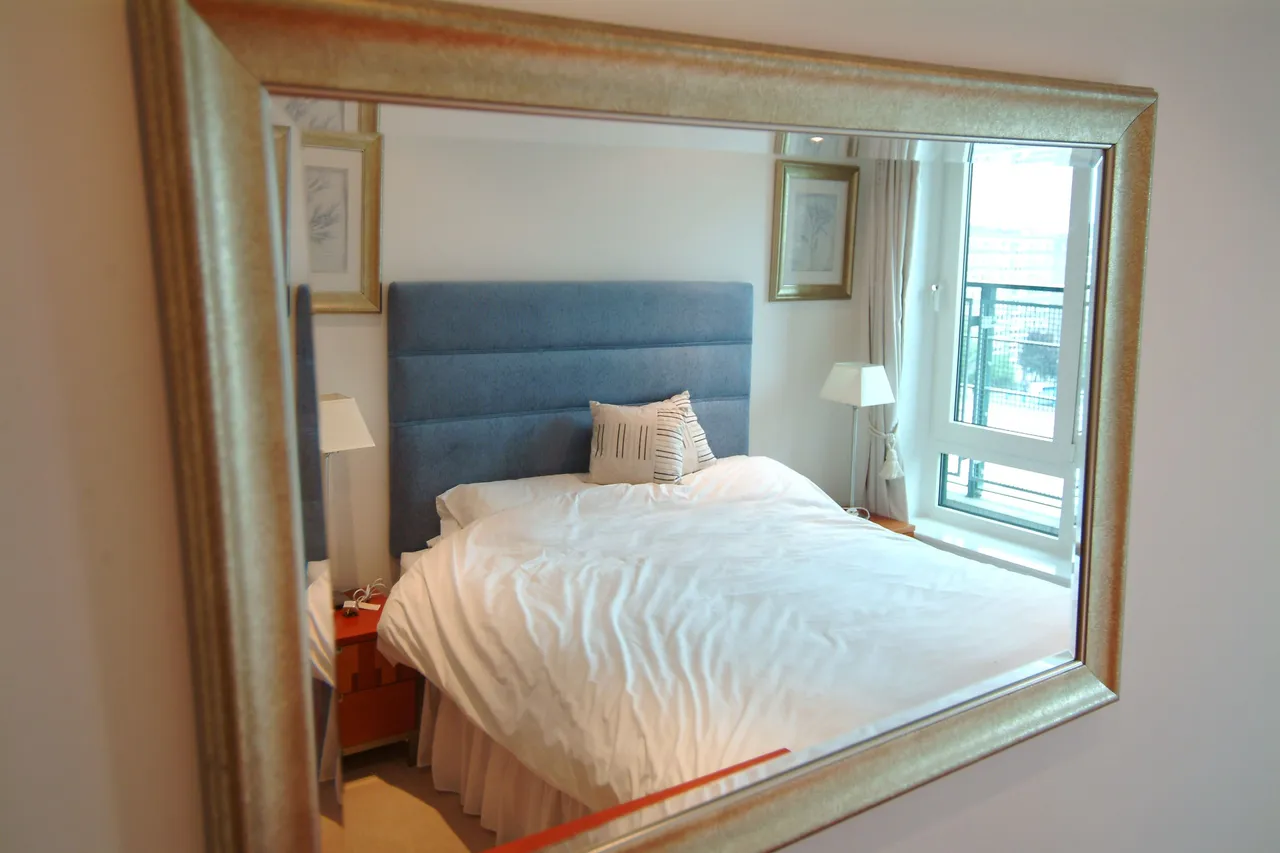 150 Warren House, Beckford Close, London, photo 9