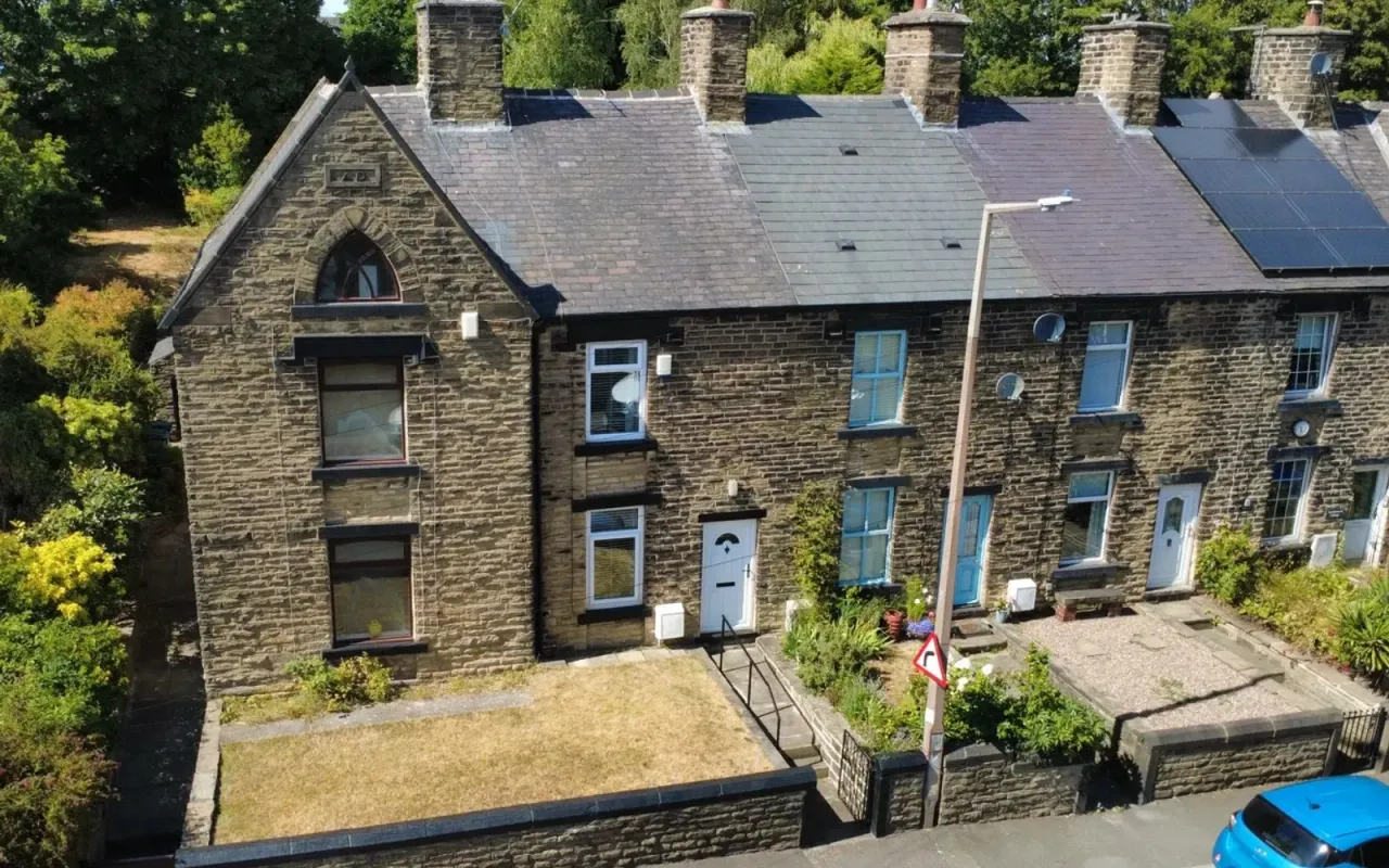 2 bed house for sale — Ben Bank Road, Silkstone Common, S75 4PD