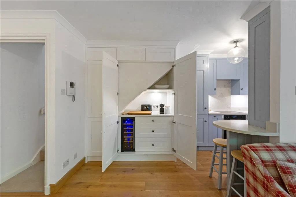 Bridgeport Place, London, E1W, photo 13