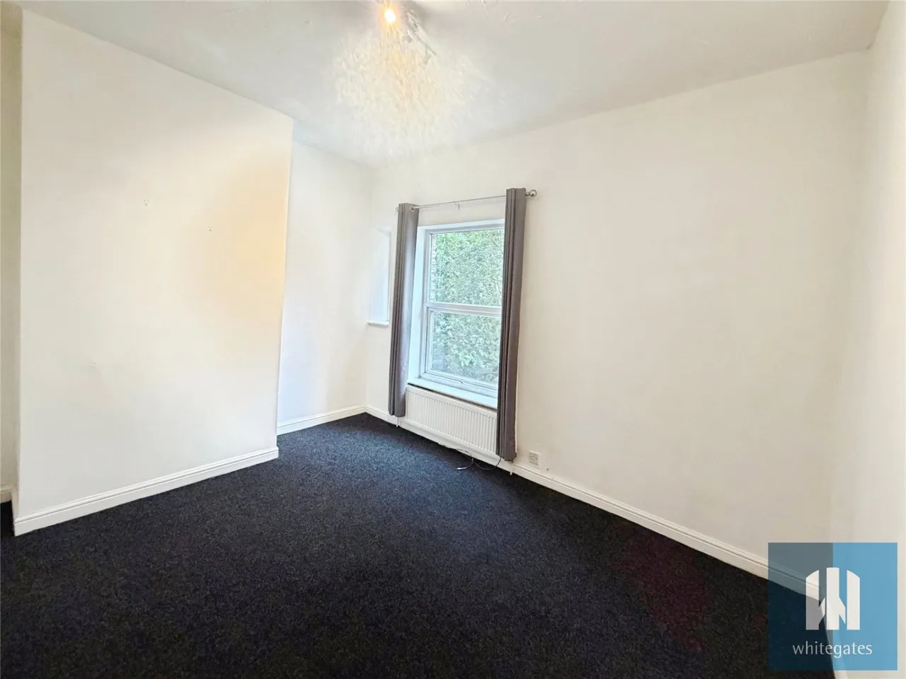 Off Wakefield Road, Brighouse, HD6, photo 7