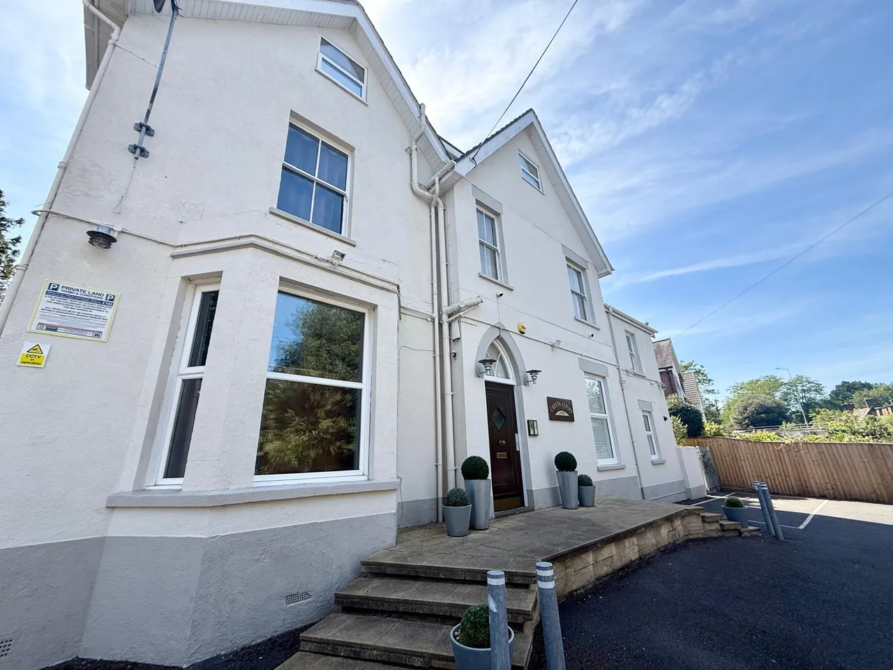 flat to rent — CRESCENT ROAD, BOURNEMOUTH