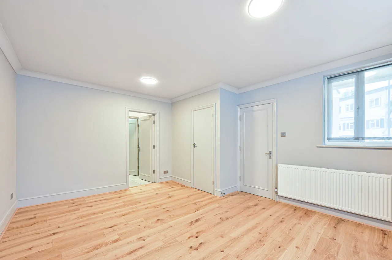 Flat B, 965 Finchley Road, London, photo 2