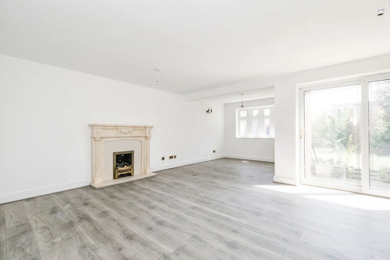 Abbey Wood Lane, Rainham, RM13, photo 7